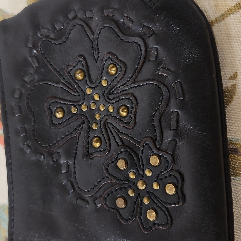 FOSSIL LEATHER WALLET/WRISTLET - Picture 11 of 11